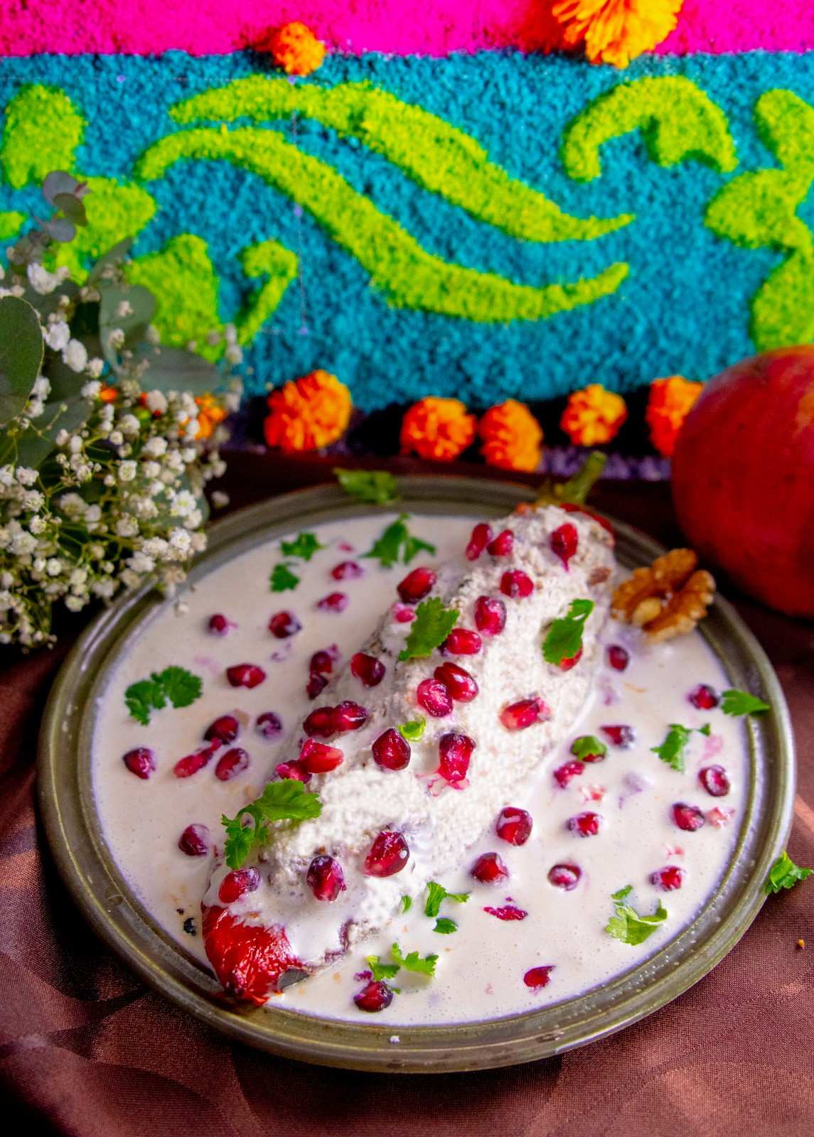 Daniels Kochstunde: Mexikanische Chiles En Nogada mit Walnüssen & Granatapfel