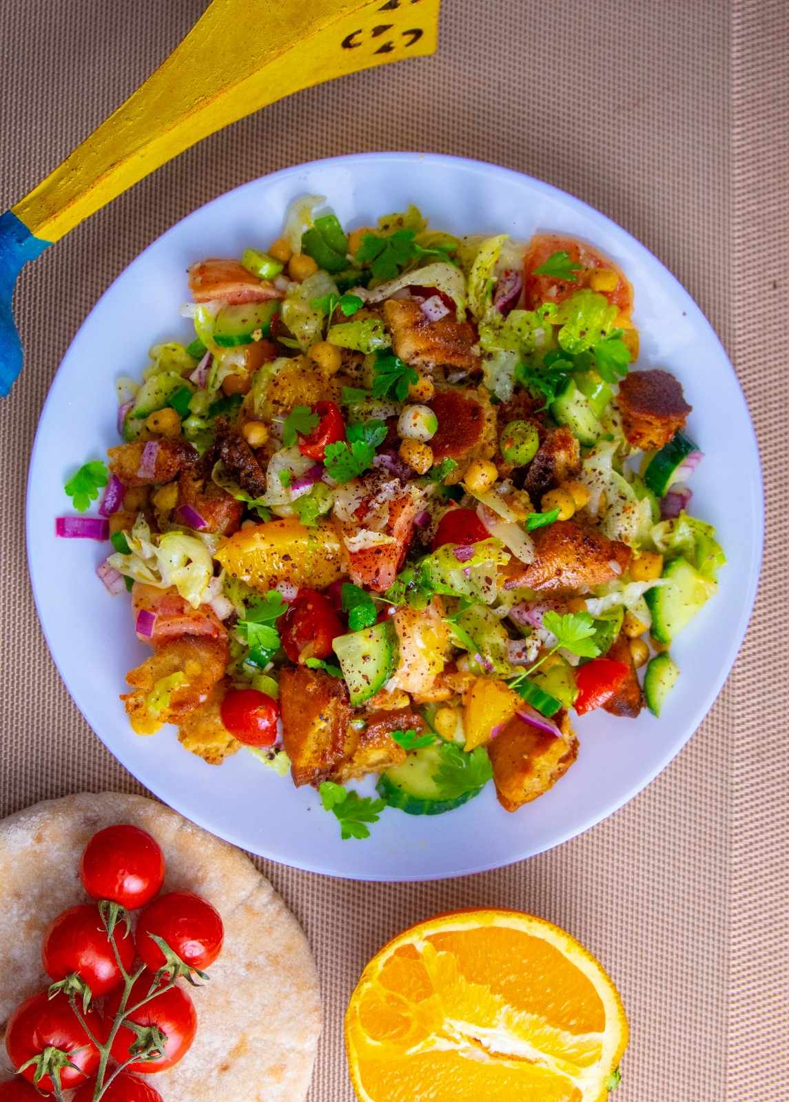 Daniels libanesische Kochstunde: Fattoush, libanesischer Brotsalat, mit Pita